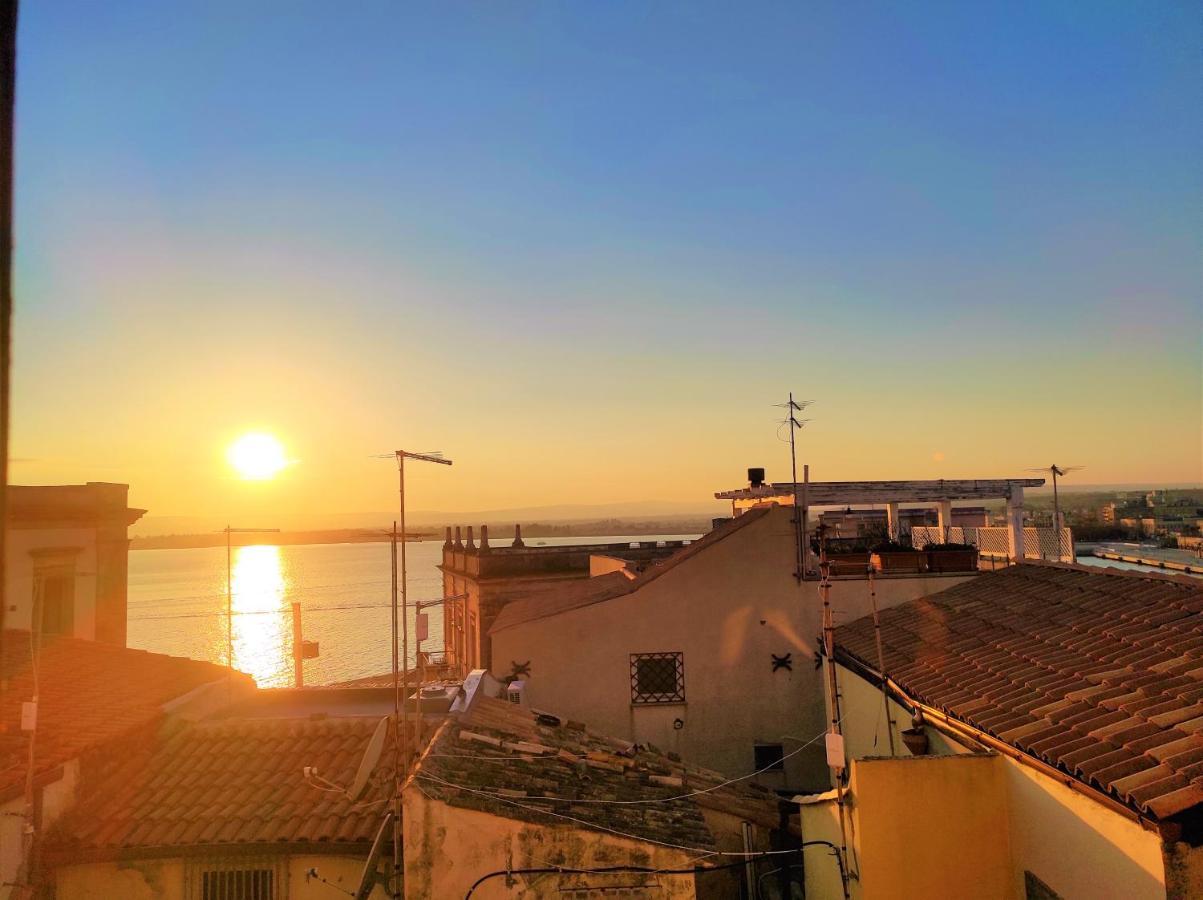 Flora'S House - Ortigia Holidays Syracuse Esterno foto